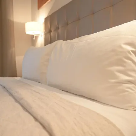 Europa 4* ريجّو إيميليا